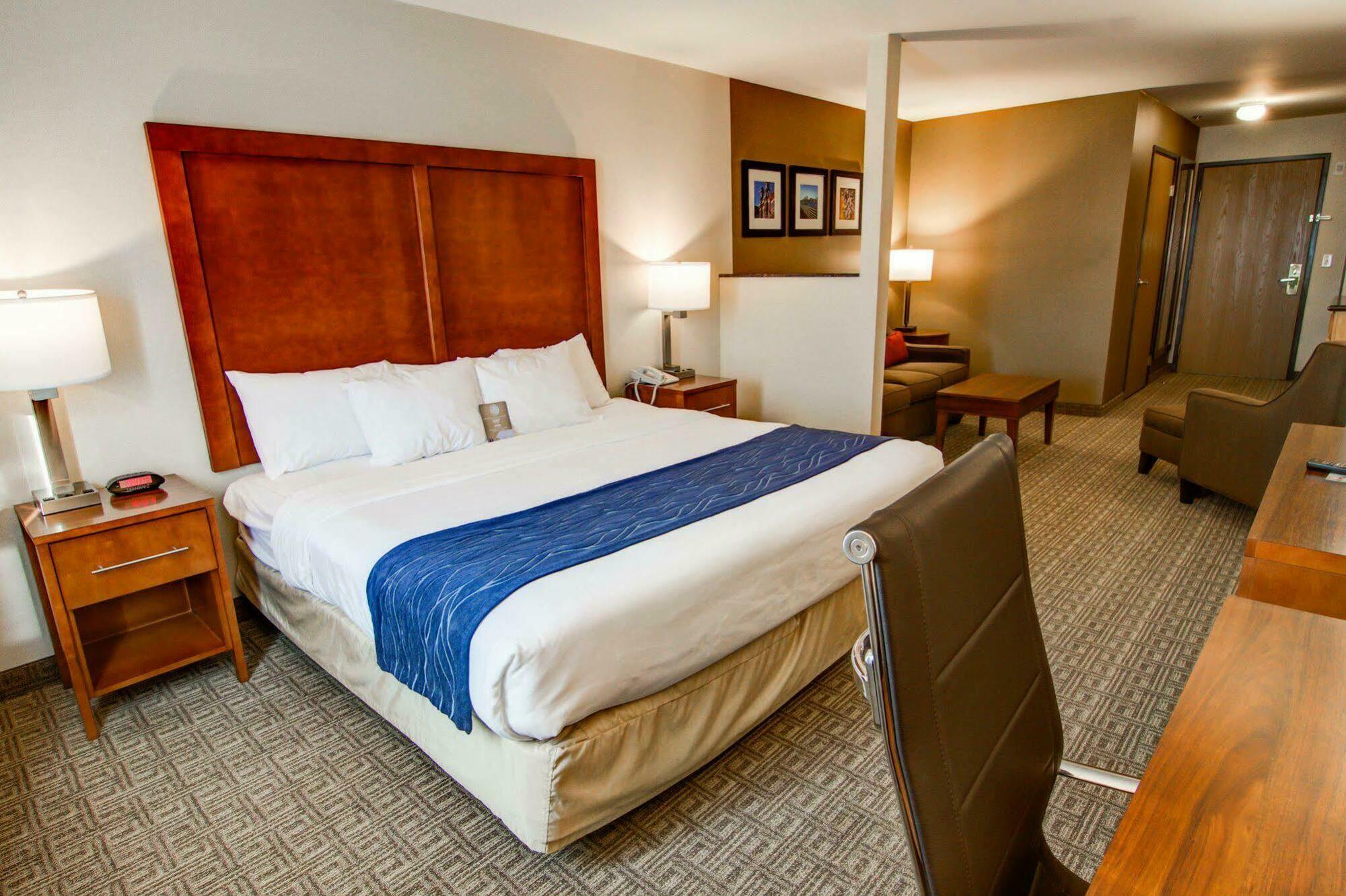 Comfort Inn & Suites Murrieta Temecula Wine Country Экстерьер фото